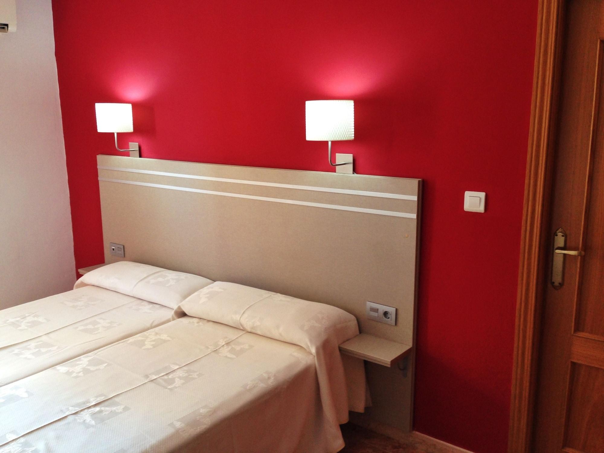 Hotel Carmen Teresa Торемолинос Екстериор снимка