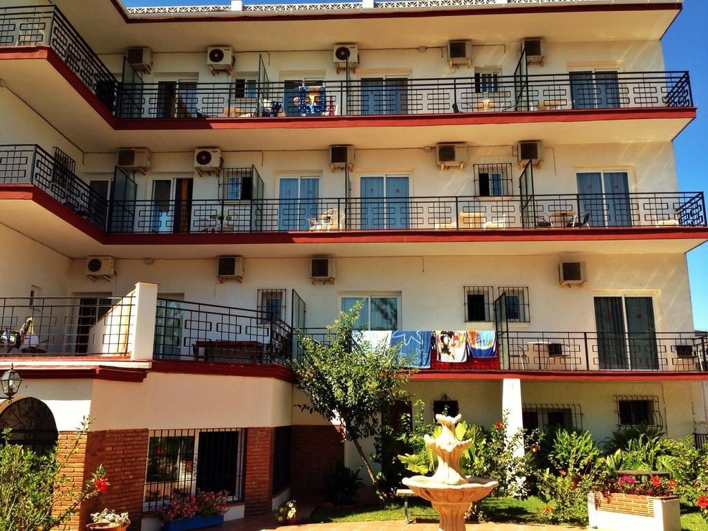 Hotel Carmen Teresa Торемолинос Екстериор снимка