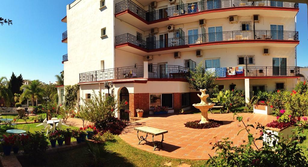 Hotel Carmen Teresa Торемолинос Екстериор снимка