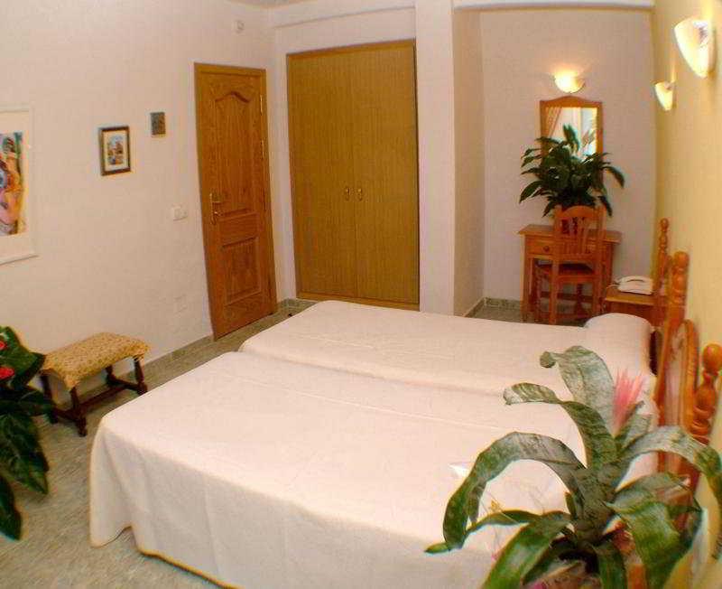 Hotel Carmen Teresa Торемолинос Екстериор снимка