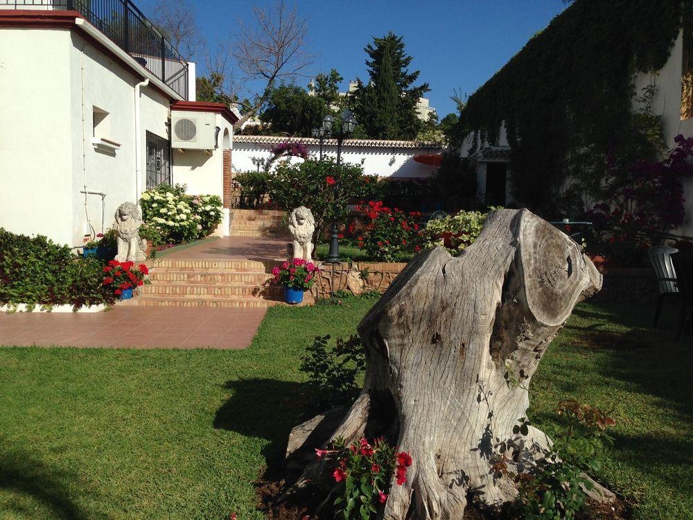 Hotel Carmen Teresa Торемолинос Екстериор снимка