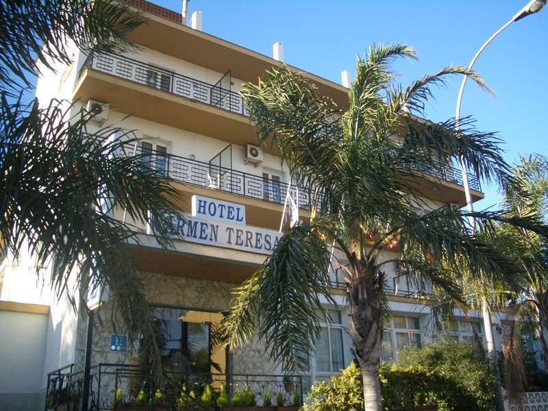 Hotel Carmen Teresa Торемолинос Екстериор снимка