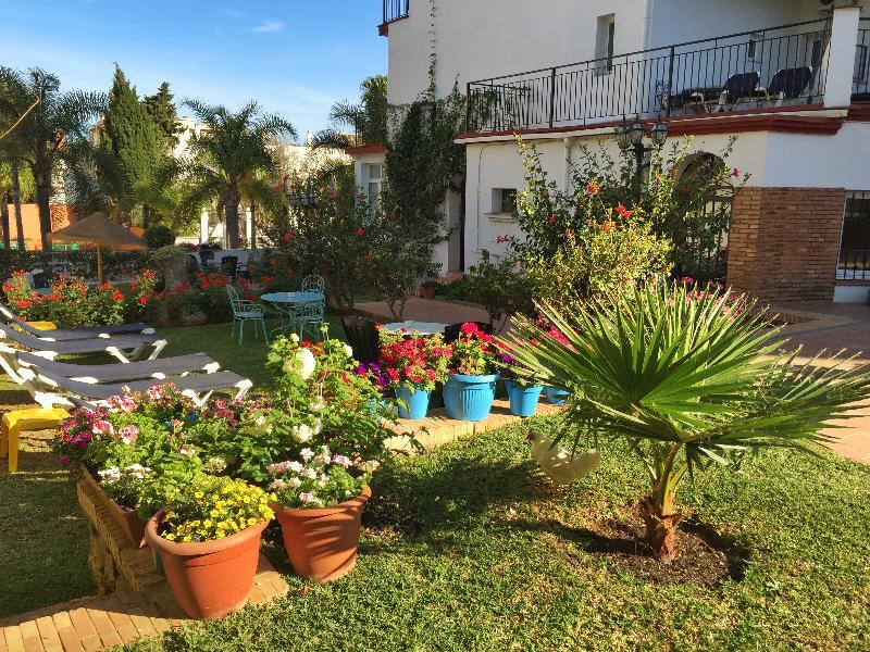 Hotel Carmen Teresa Торемолинос Екстериор снимка